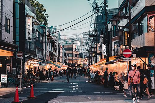 出国留学陪读的条件,带孩子出国留学的陪读条件和流程！-出国留学服务网